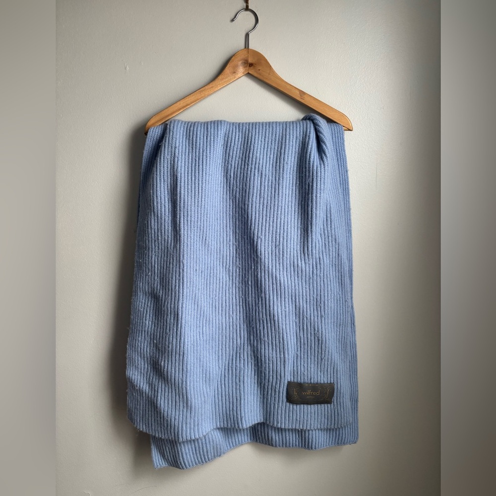Wilfred Blue Knit Scarf